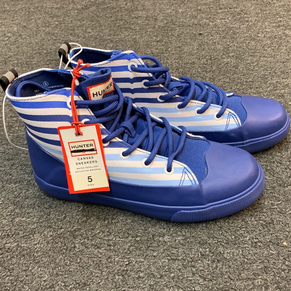 ***size 4 Hunter Kids' Striped High Top Shoe NWT